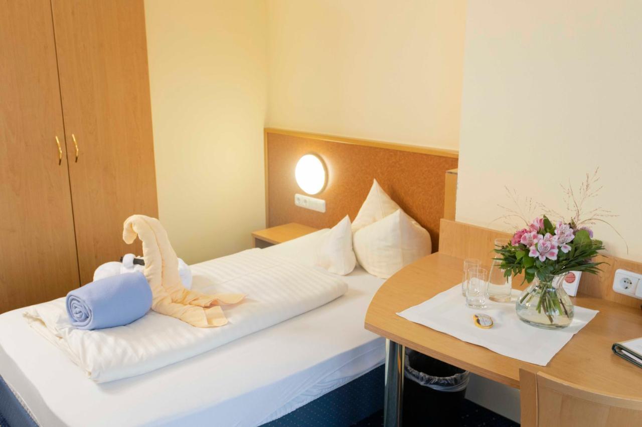 Schmelmer Hof Hotel & Resort Bad Aibling Extérieur photo